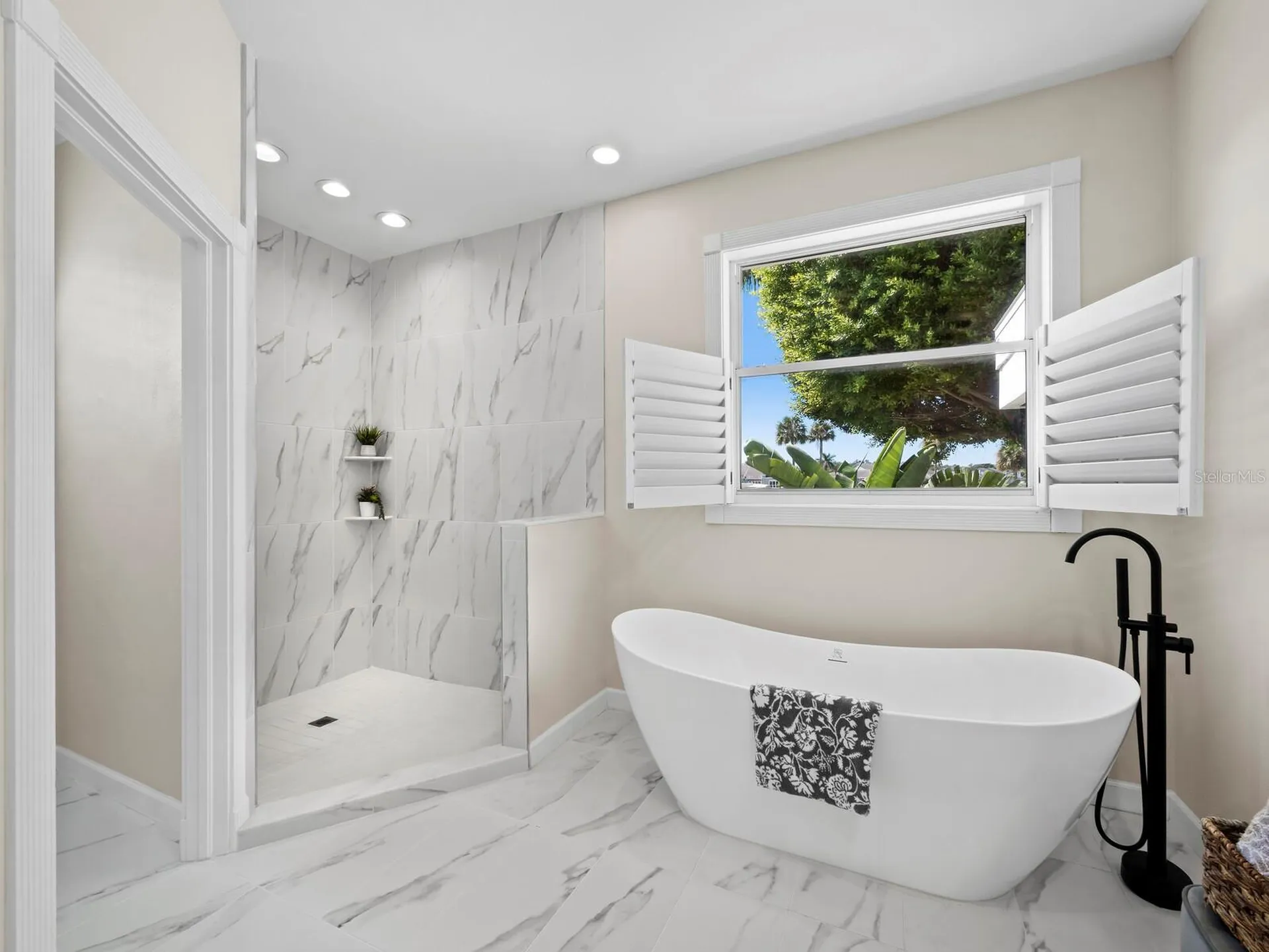 3408 Fair Oaks Lane Longboat Key FL 34228