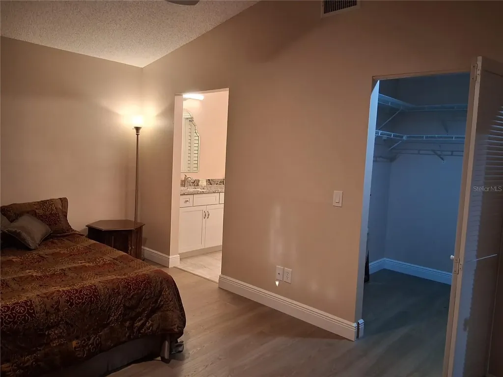 11204 Elmfield Drive Tampa FL 33625