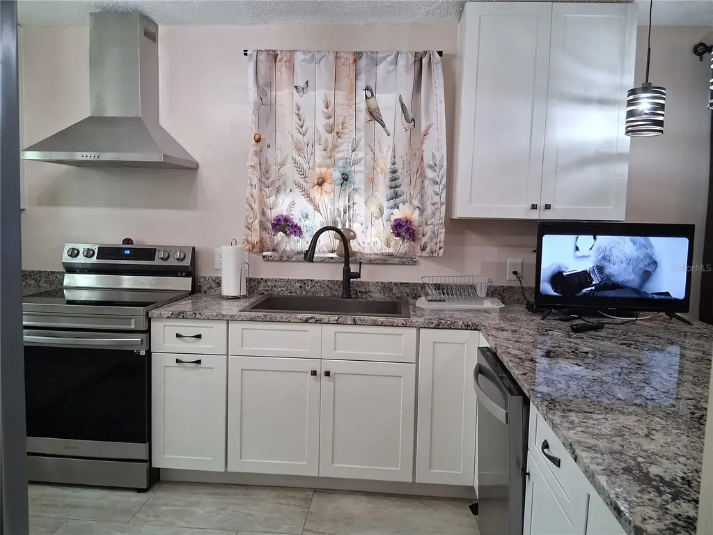 11204 Elmfield Drive Tampa FL 33625