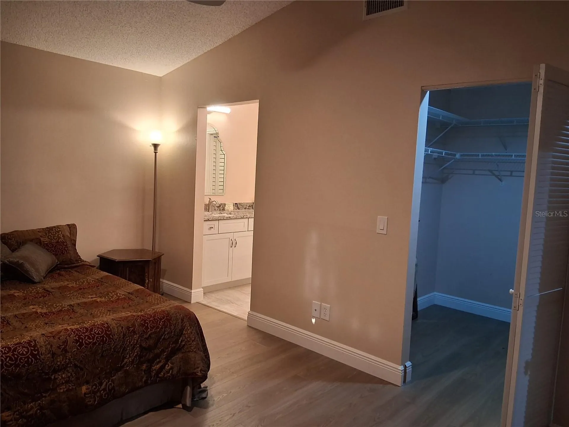 11204 Elmfield Drive Tampa FL 33625