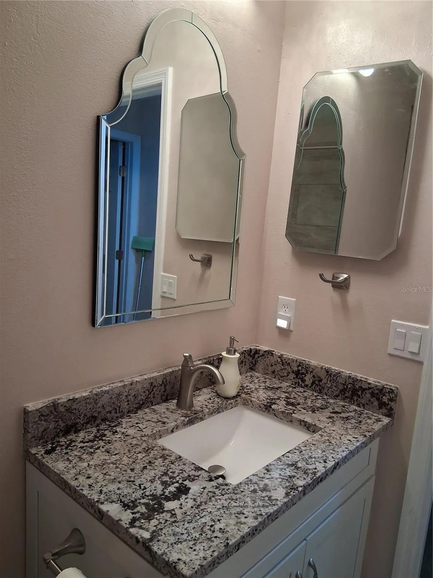 11204 Elmfield Drive Tampa FL 33625