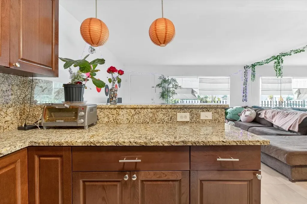 224 Waverly Way Clearwater FL 33756