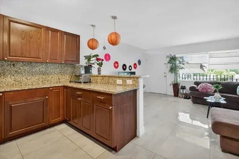 224 Waverly Way Clearwater FL 33756