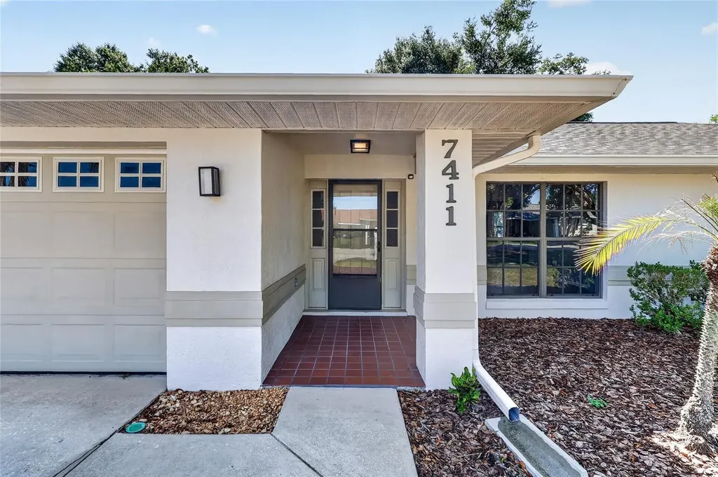 7411 Floral Circle E Lakeland FL 33810