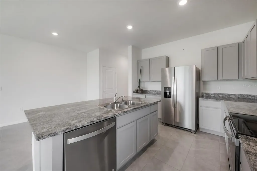 16701 Maude Drive Wimauma FL 33598