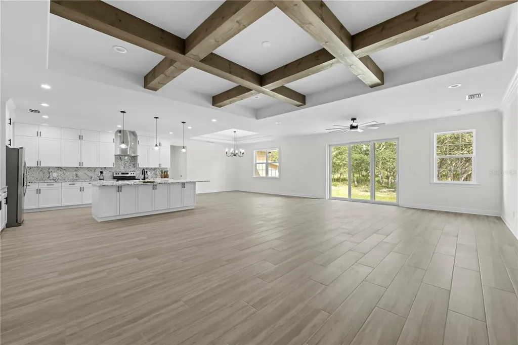 18130 Parrot Road Weeki Wachee FL 34614