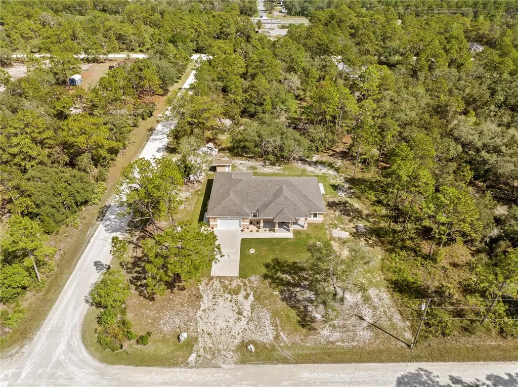 18130 Parrot Road Weeki Wachee FL 34614