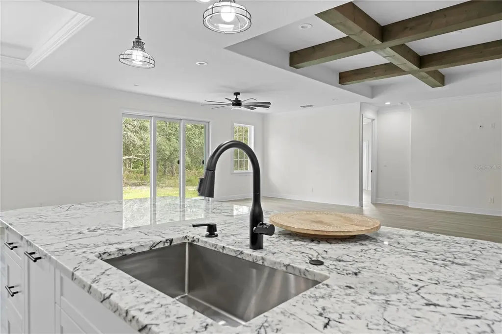 18130 Parrot Road Weeki Wachee FL 34614