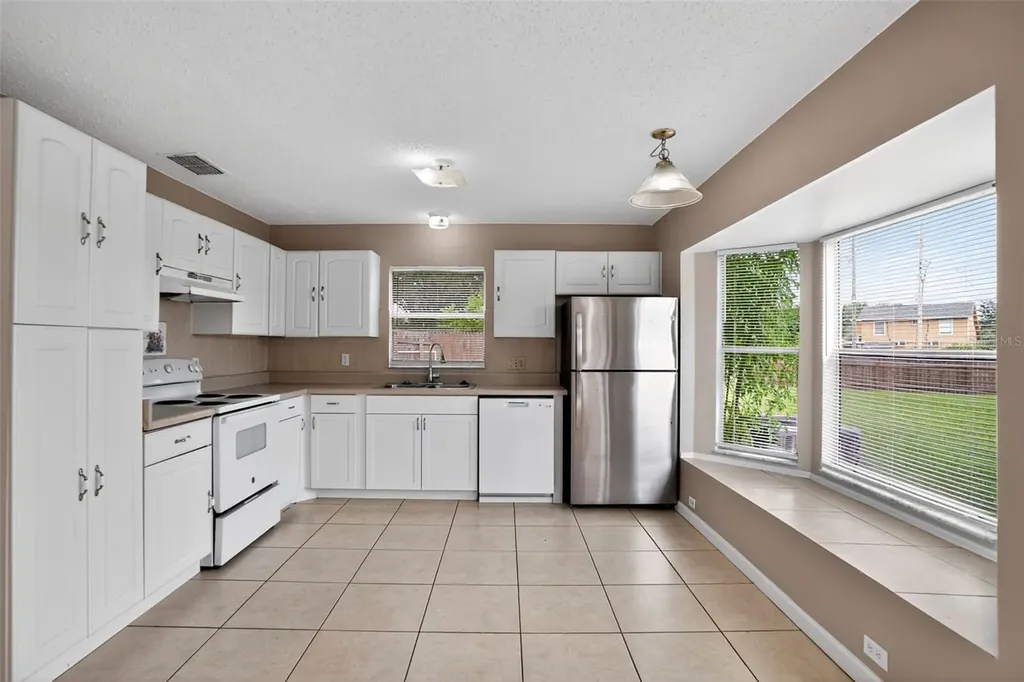 1139 Chambord Court Orlando FL 32825