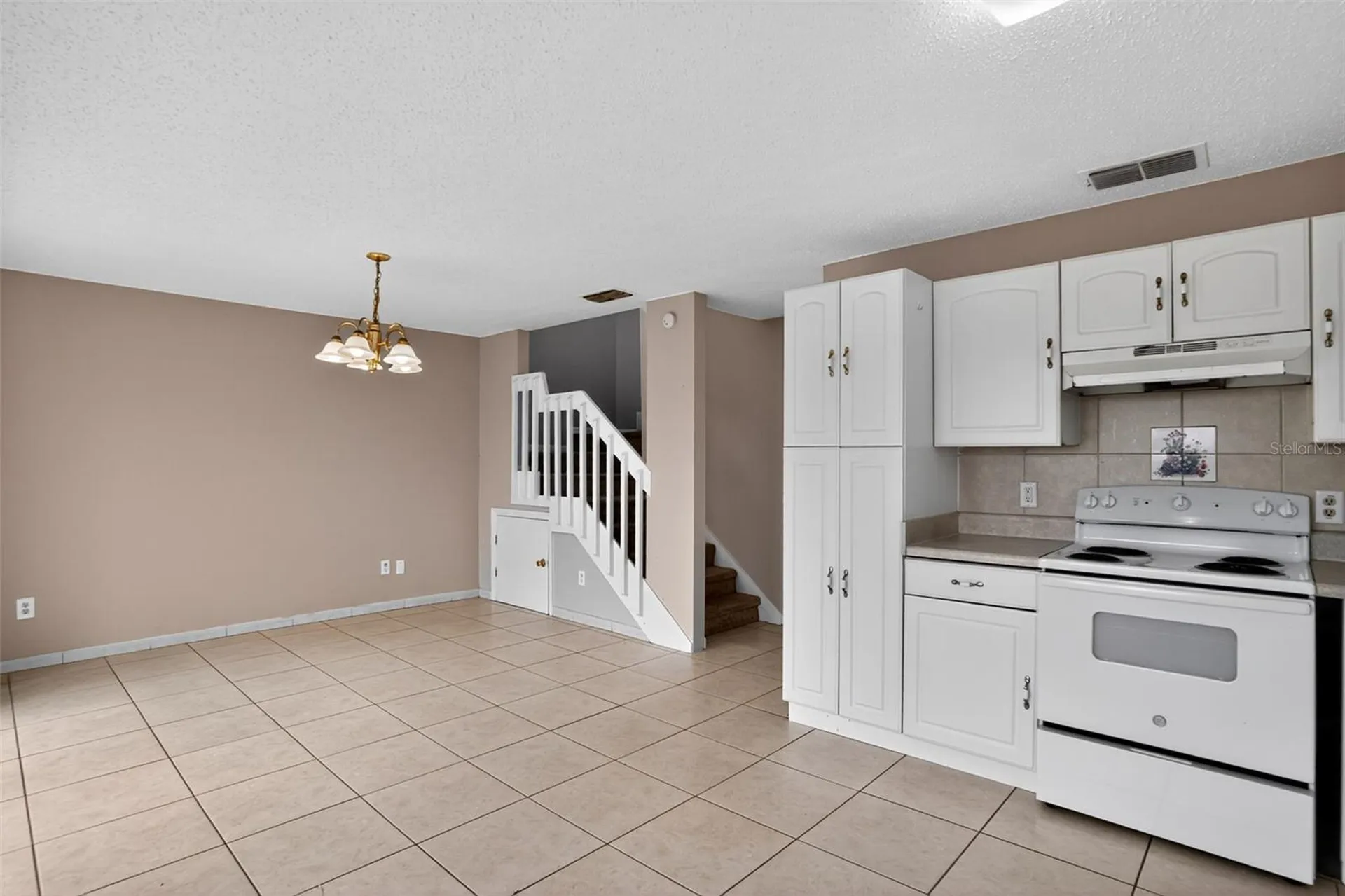 1139 Chambord Court Orlando FL 32825