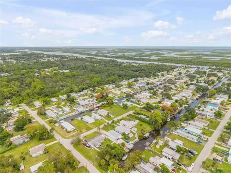 113 Charles Street Edgewater FL 32141