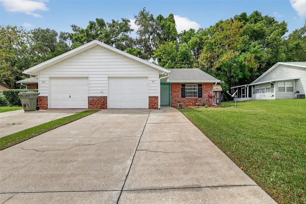 207 Fernwood Street Leesburg FL 34748