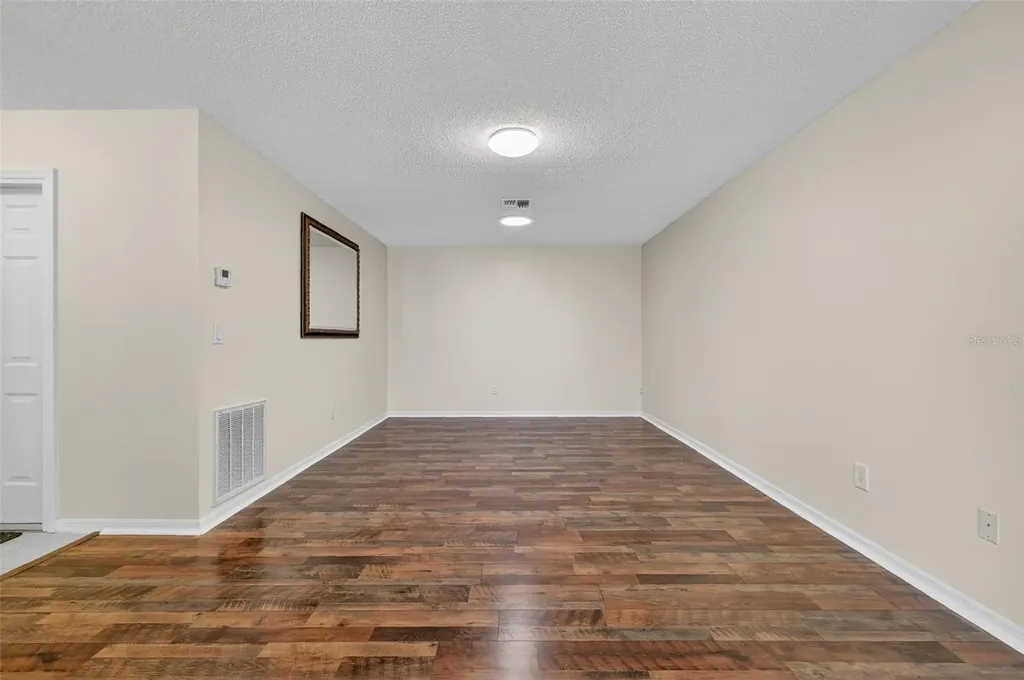 207 Fernwood Street Leesburg FL 34748