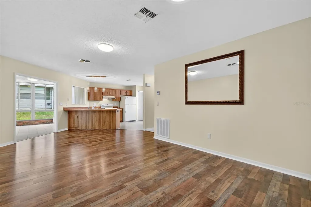 207 Fernwood Street Leesburg FL 34748
