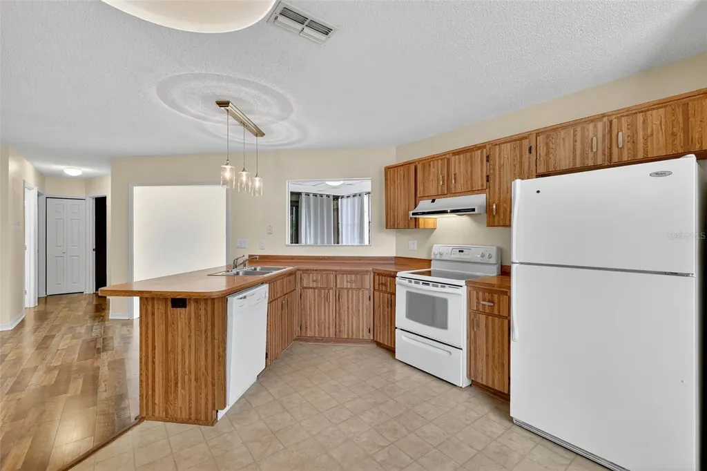 207 Fernwood Street Leesburg FL 34748