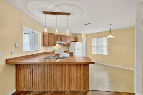 207 Fernwood Street Leesburg FL 34748