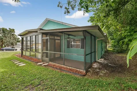 207 Fernwood Street Leesburg FL 34748