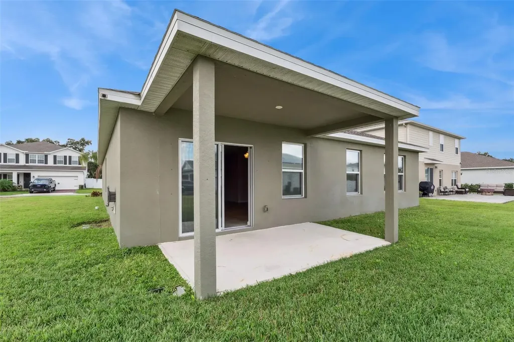 3112 St Charles Place Winter Haven FL 33884