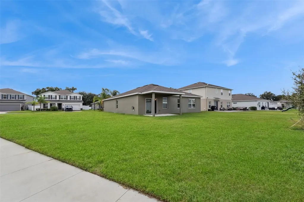 3112 St Charles Place Winter Haven FL 33884
