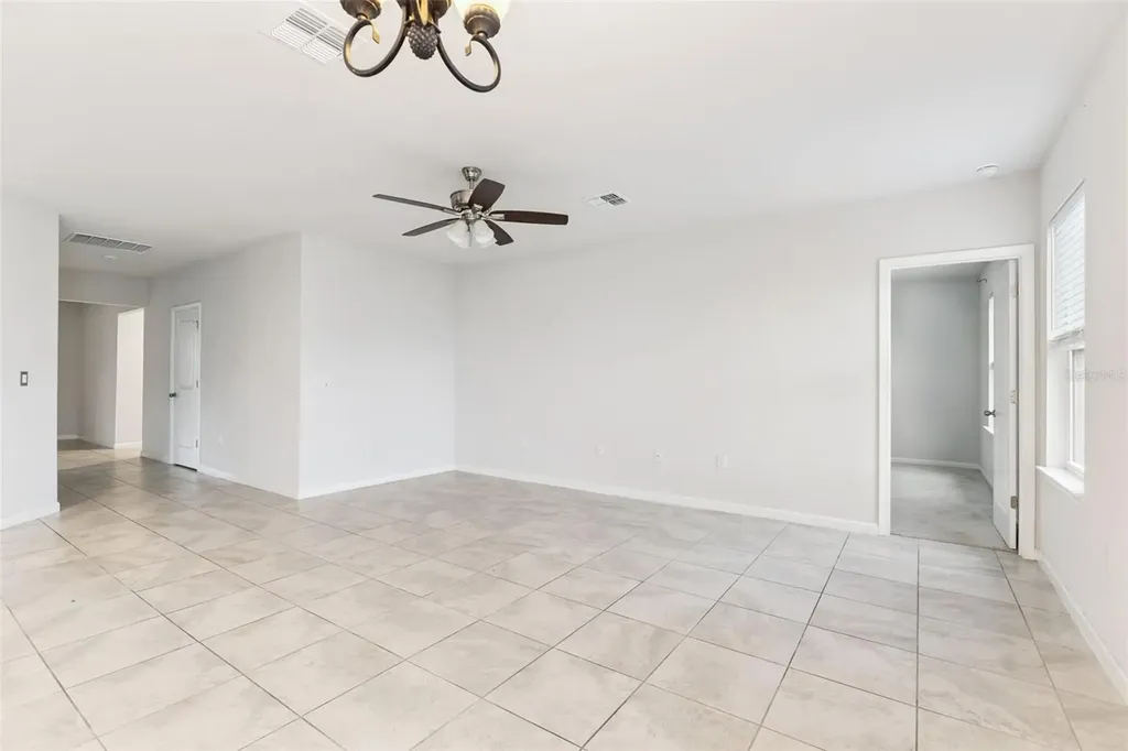 3112 St Charles Place Winter Haven FL 33884