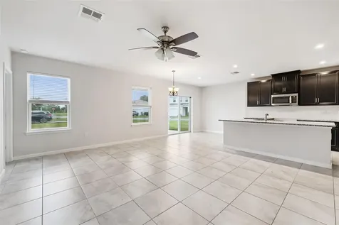 3112 St Charles Place Winter Haven FL 33884