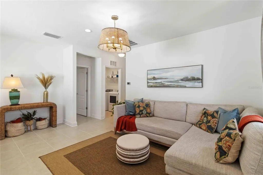10109 Canaveral Circle Sarasota FL 34241