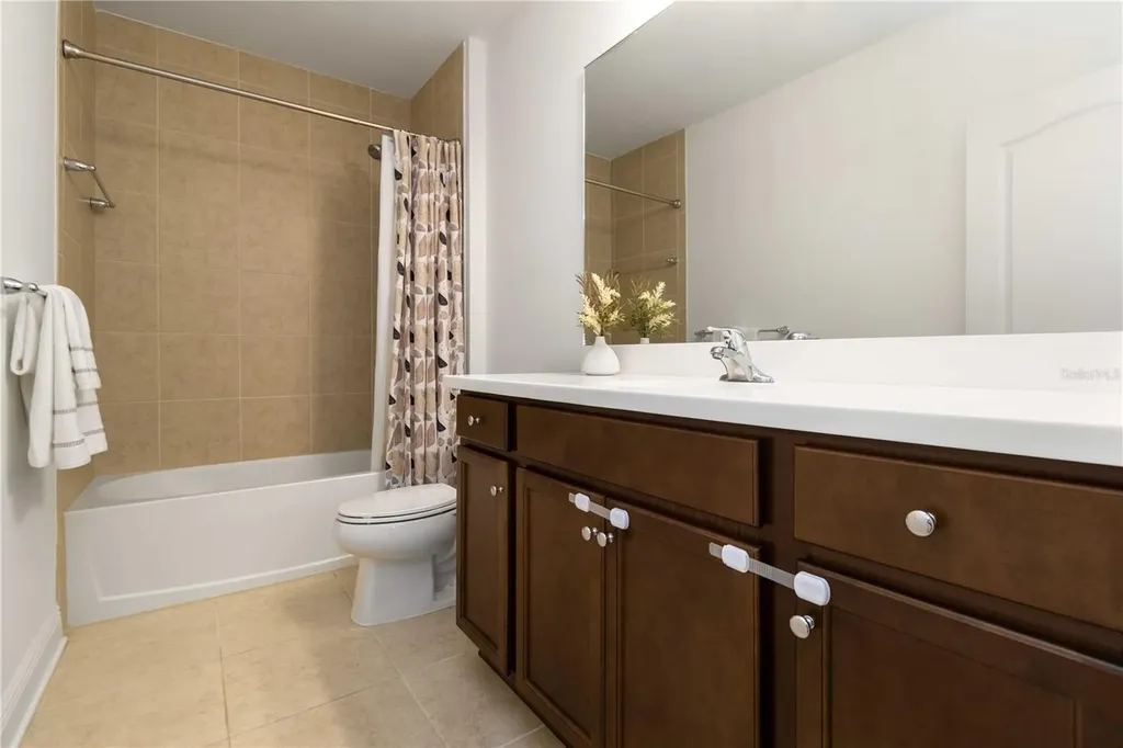 10109 Canaveral Circle Sarasota FL 34241