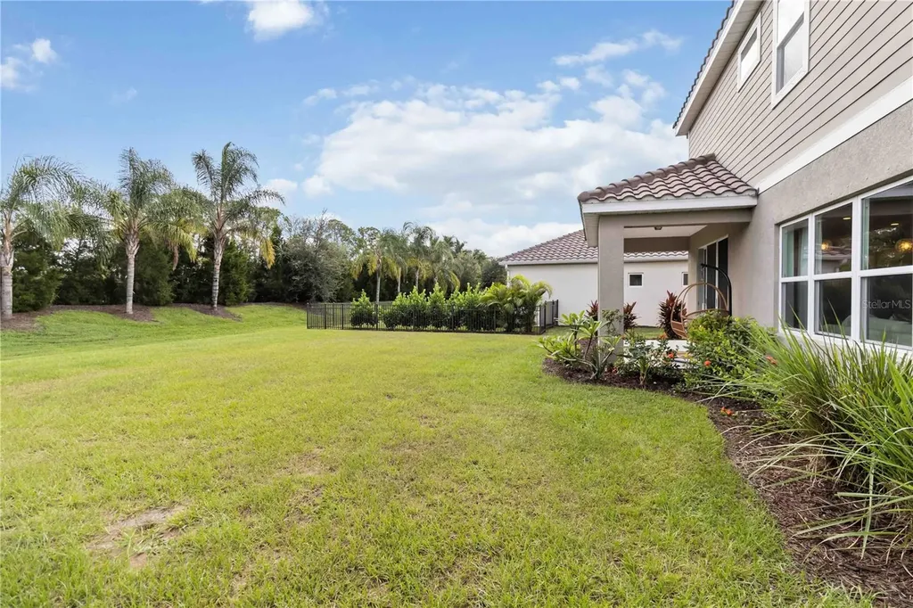 10109 Canaveral Circle Sarasota FL 34241