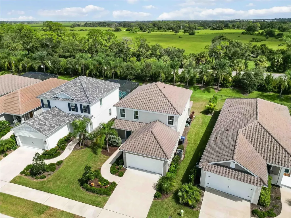 10109 Canaveral Circle Sarasota FL 34241