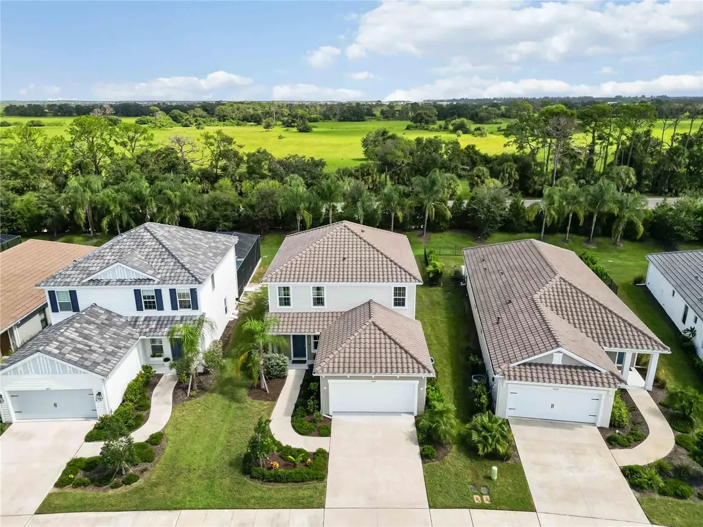 10109 Canaveral Circle Sarasota FL 34241