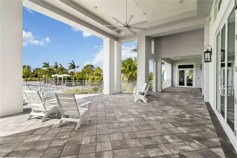 10109 Canaveral Circle Sarasota FL 34241