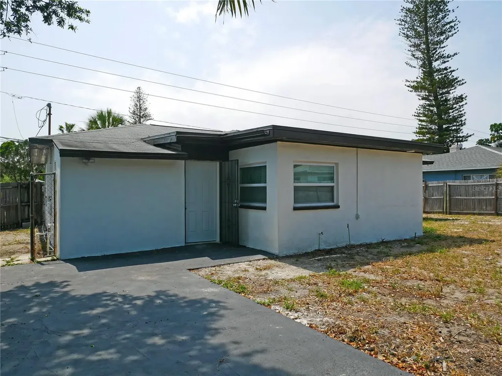5014 Drive Martin Luther King Jr Street S St Petersburg FL 33705