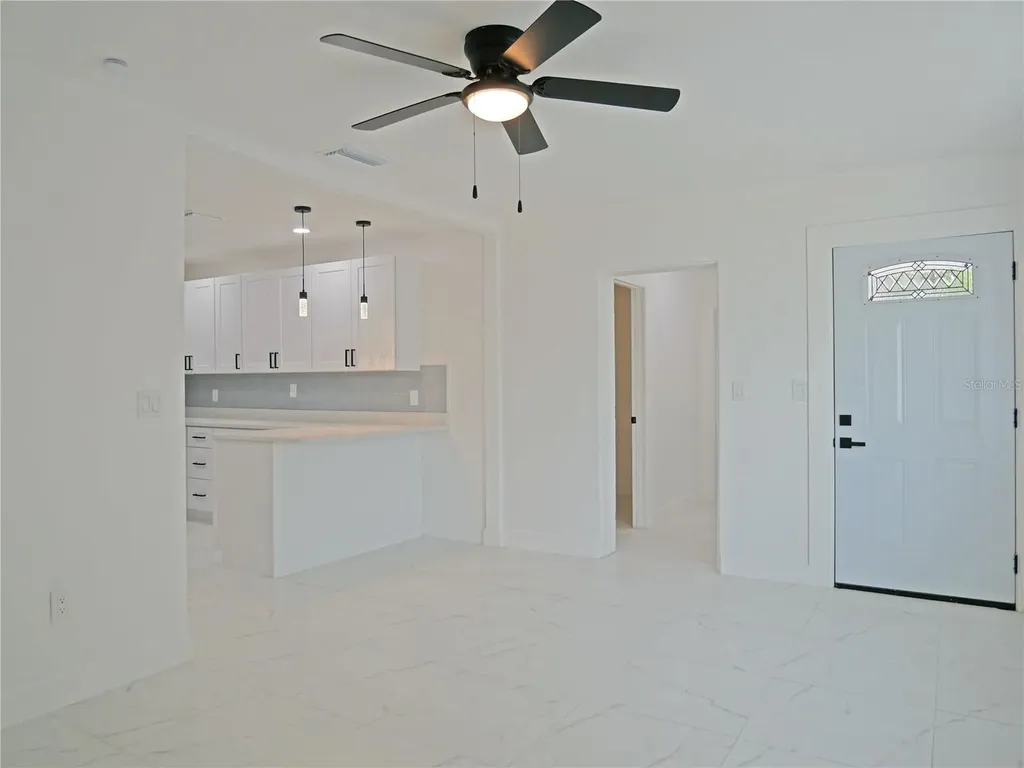 5014 Drive Martin Luther King Jr Street S St Petersburg FL 33705