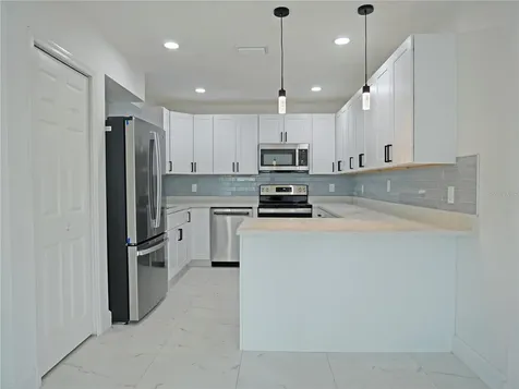 5014 Drive Martin Luther King Jr Street S St Petersburg FL 33705