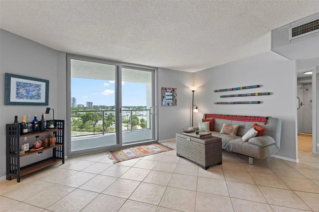 1111 N Gulfstream Avenue Sarasota FL 34236