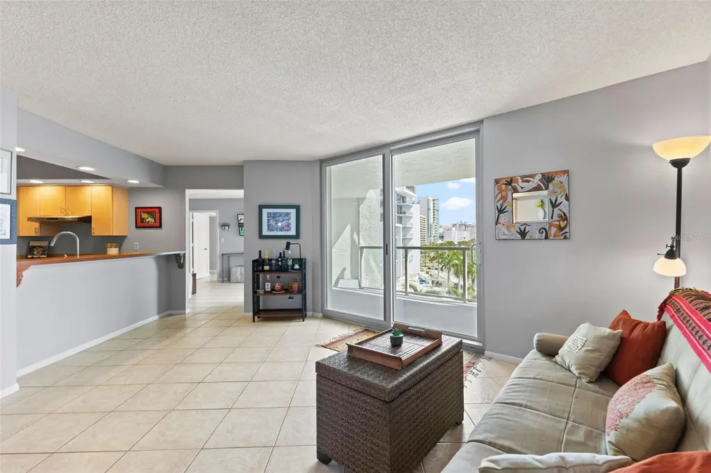 1111 N Gulfstream Avenue Sarasota FL 34236