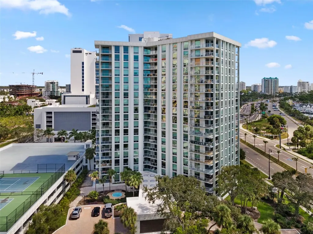 1111 N Gulfstream Avenue Sarasota FL 34236