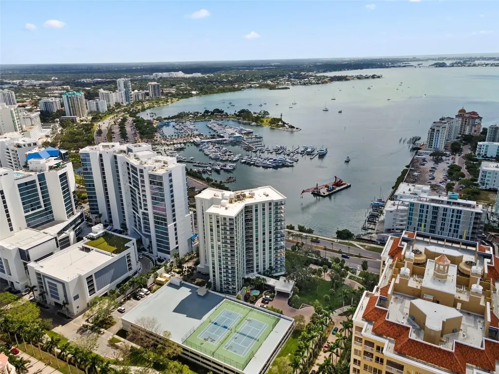 1111 N Gulfstream Avenue Sarasota FL 34236