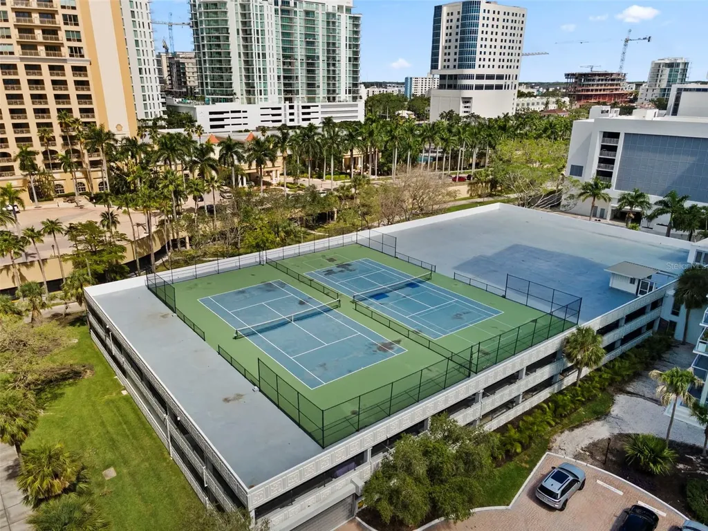 1111 N Gulfstream Avenue Sarasota FL 34236