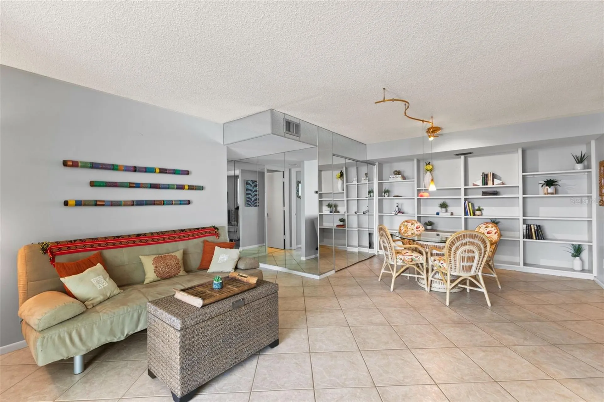 1111 N Gulfstream Avenue Sarasota FL 34236