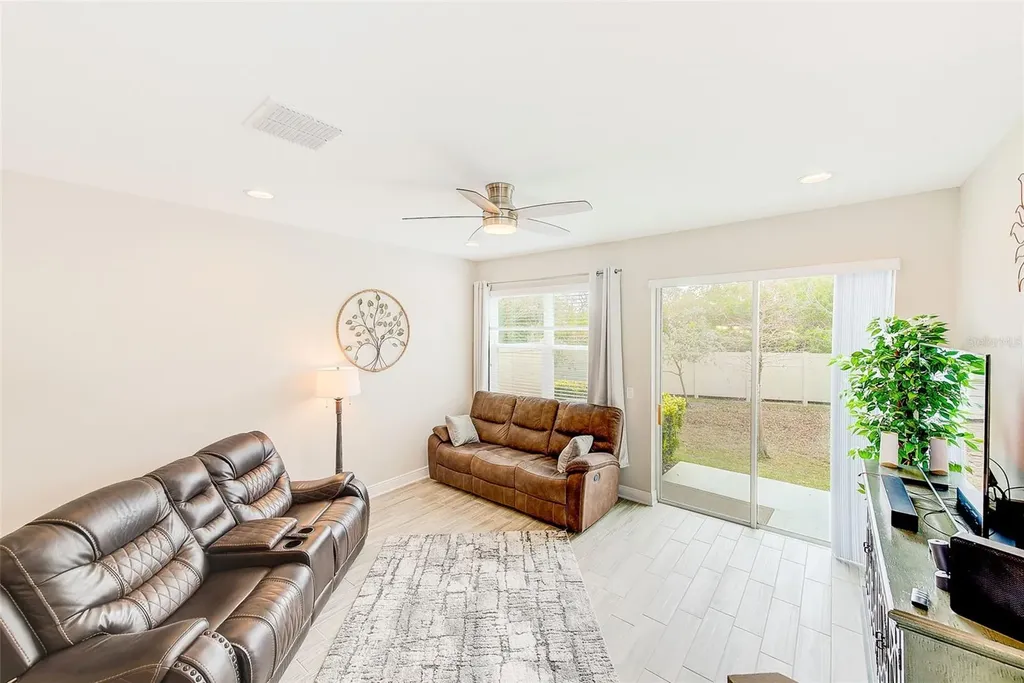 2441 Foggy Creek Circle Clearwater FL 33764