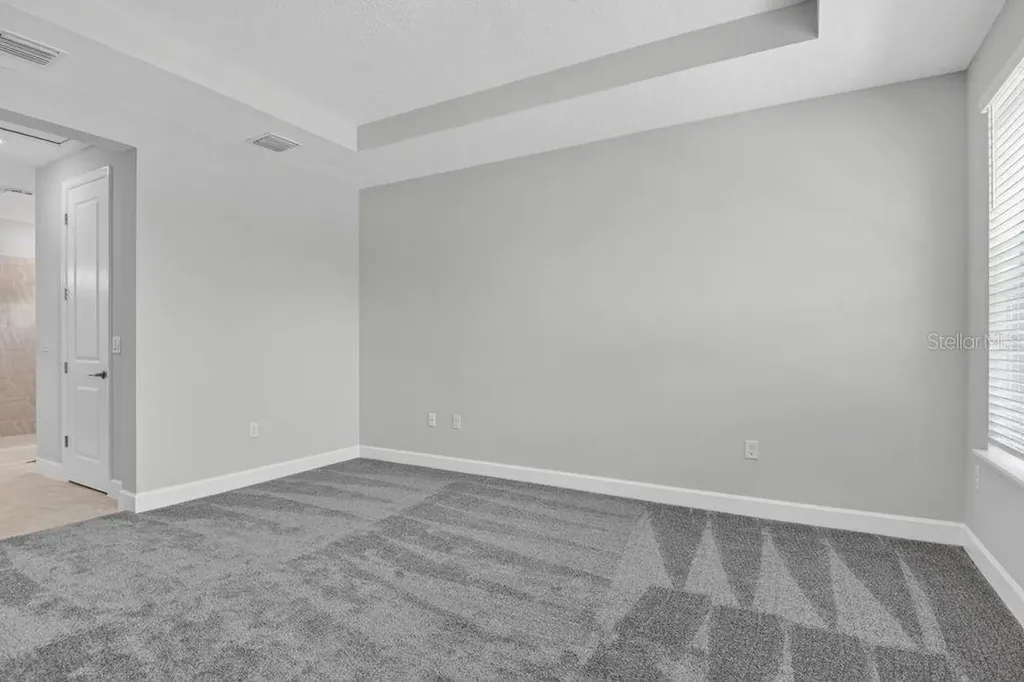 37 Armoyan Drive Palm Coast FL 32137