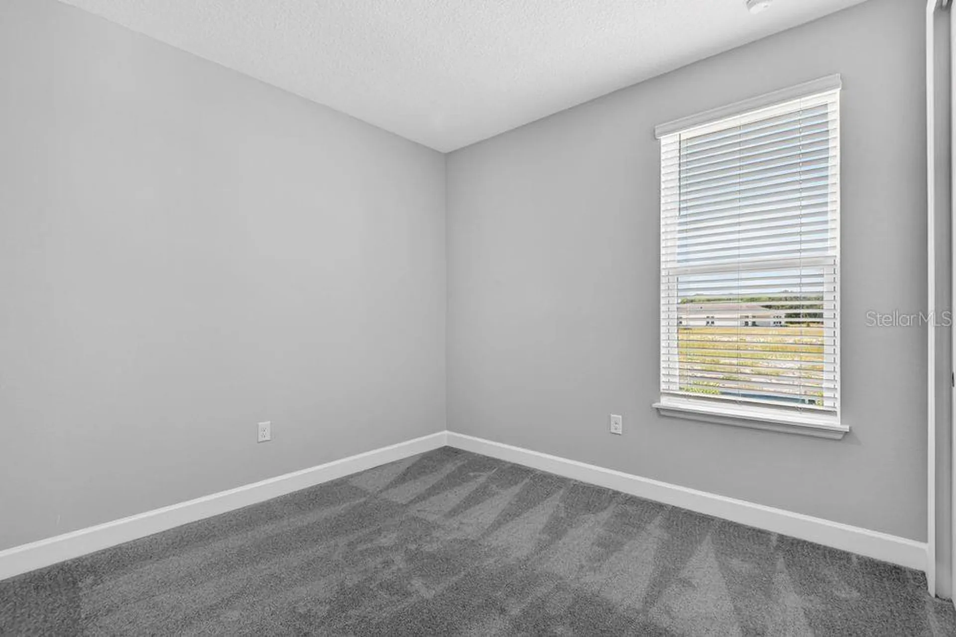 37 Armoyan Drive Palm Coast FL 32137