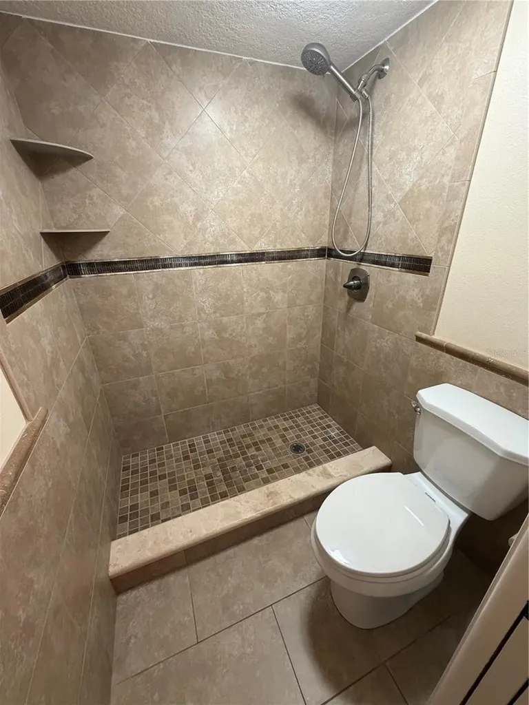 2606 29th Avenue W Bradenton FL 34205
