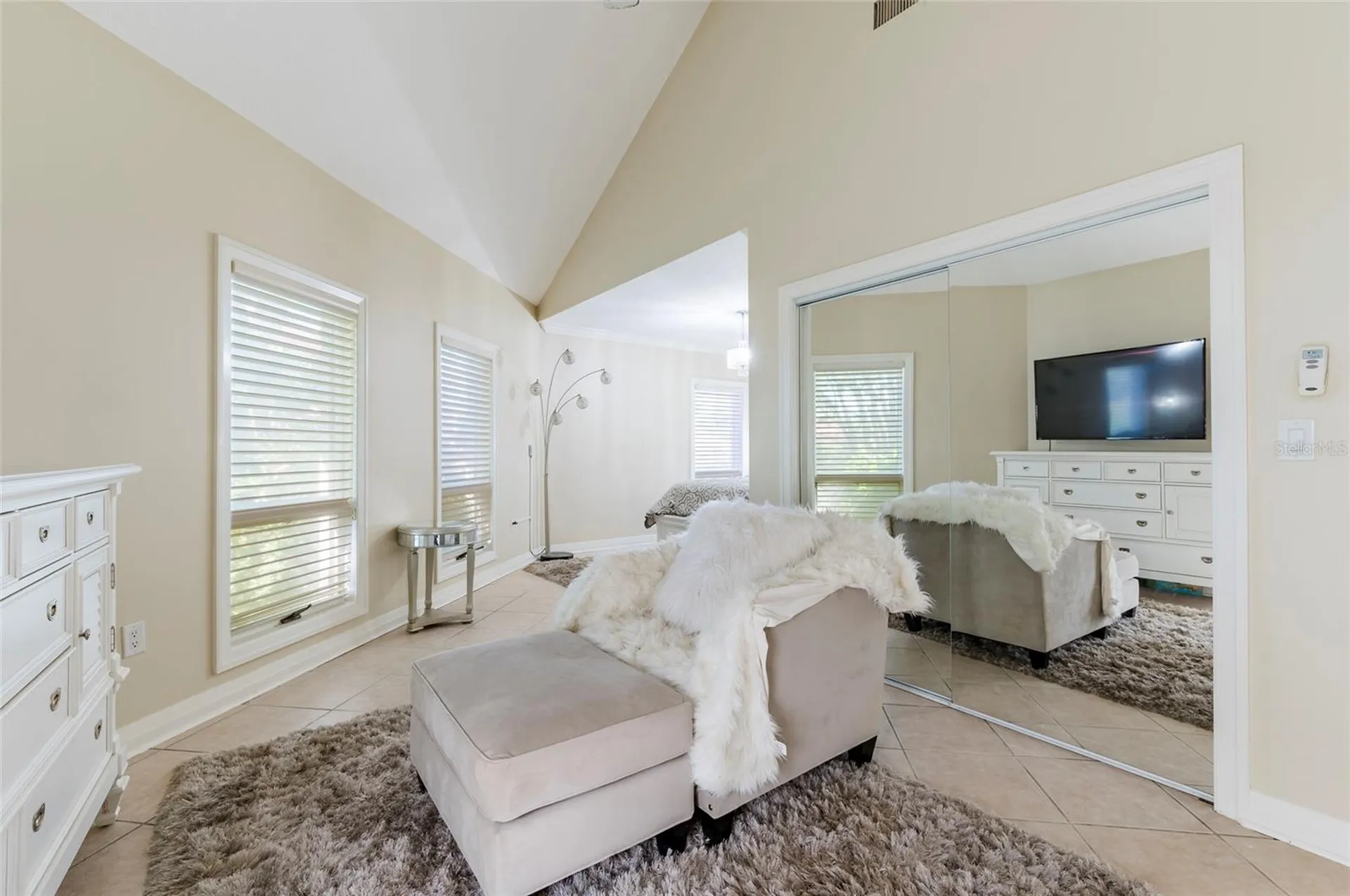 2268 Kings Point Drive Largo FL 33774