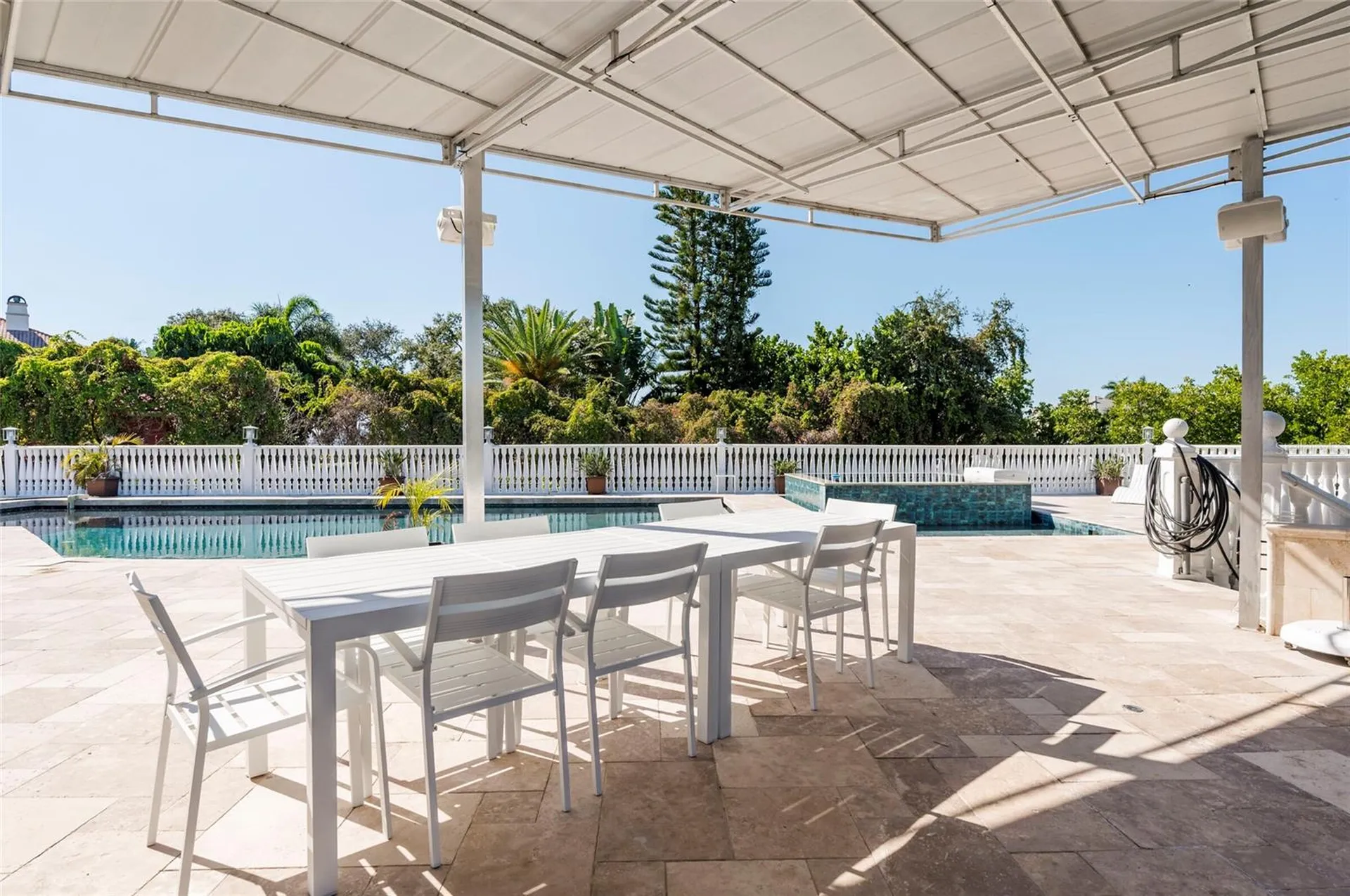 2268 Kings Point Drive Largo FL 33774