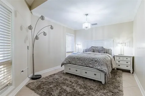 2268 Kings Point Drive Largo FL 33774