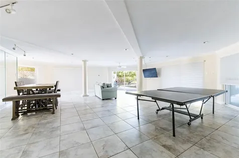 2268 Kings Point Drive Largo FL 33774