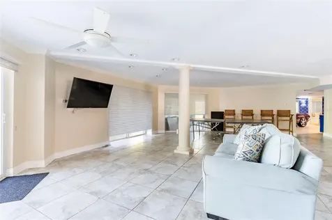 2268 Kings Point Drive Largo FL 33774