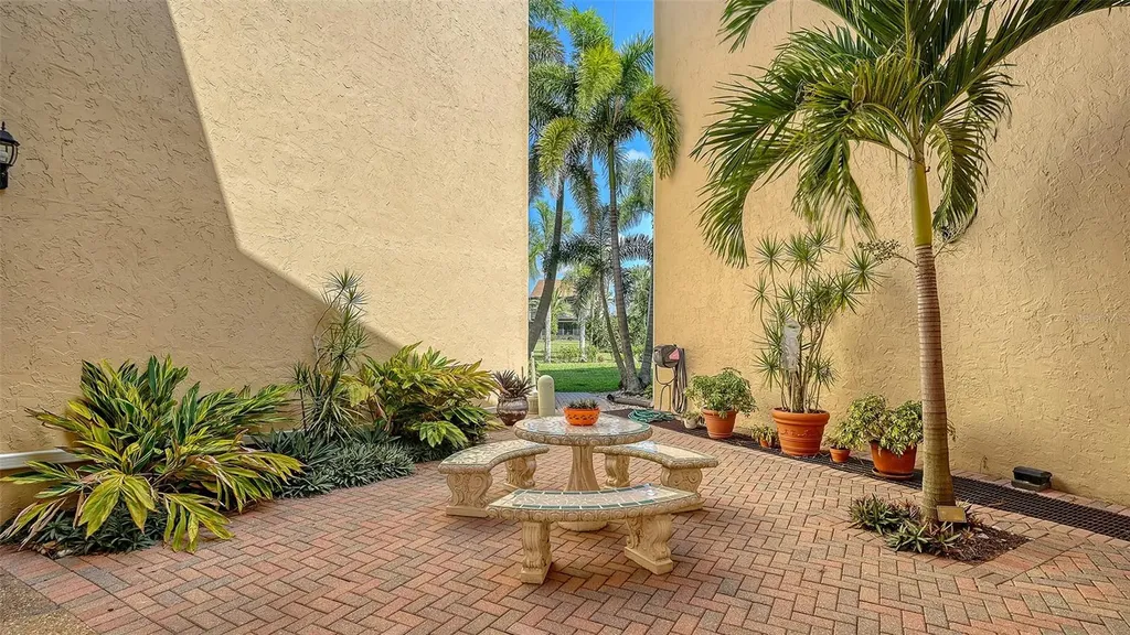 612 Bird Bay Drive S Venice FL 34285